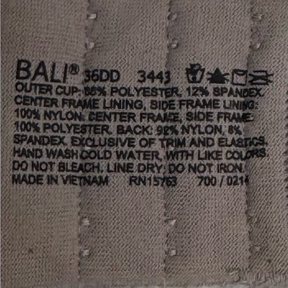 $10 Bundled💥 Bali Elegant Taupe Lace Trim Bra Sz 36DD - Picture 2 of 8